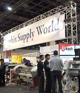 MIMAKI系列大型喷绘机亮眼点缀Graphix Supply World展位