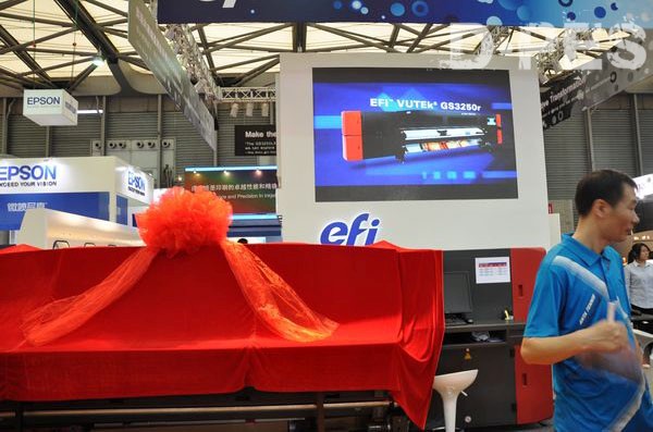 D·PES News – The 20th Shanghai International Ad & Sign Technology & Equipment Exhibition had its grand opening in Shanghai