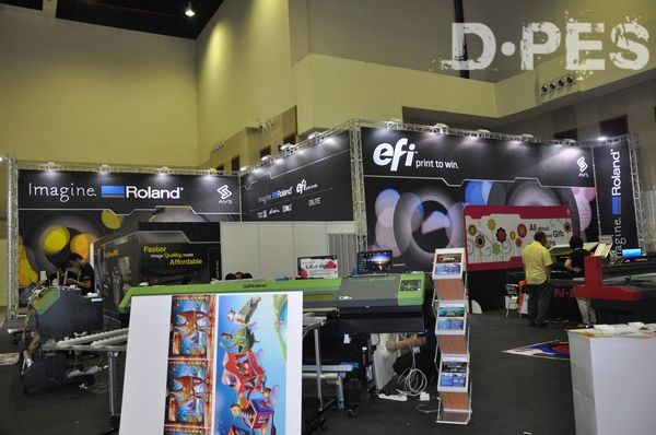 Singapore Agent of EFI and ROLAND Exhibited Splendidly in PRINT TECHNOLOGY 2012