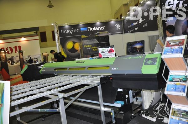 Singapore Agent of EFI and ROLAND Exhibited Splendidly in PRINT TECHNOLOGY 2012