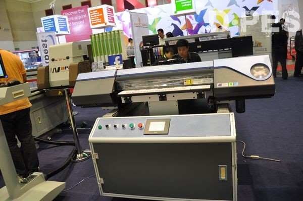 LED-UV Flatbed Printer JUV-300
