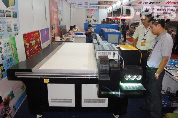 D·PES onsite report for VIETNAM INTERNATIONAL ADVERTISING EQUIPMENT AND TECHNOLOGY EXHIBITION
