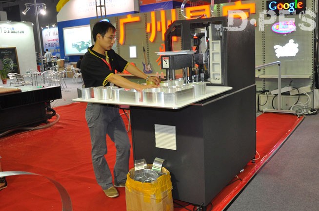 Guangzhou EZLETTER showcasing new products in the show