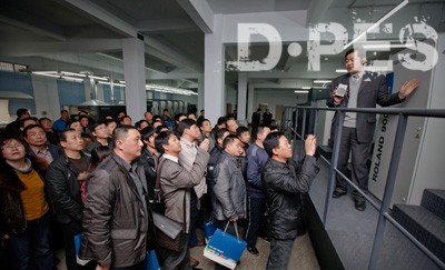 曼罗兰成功重组后发动第一轮冲击波 曼罗兰成功重组后发动第一轮冲击波
