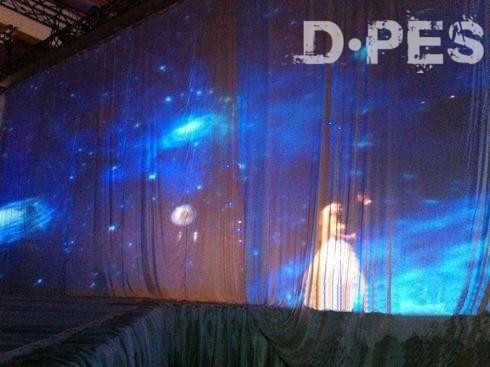 武汉婚礼引入3D全息设备 现场堪比春晚舞台 武汉婚礼引入3D全息设备 现场堪比春晚舞台