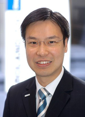 曼罗兰平张印刷系统有限公司市场部全球总监谭文浩先生 曼罗兰平张印刷系统有限公司市场部全球总监谭文浩先生