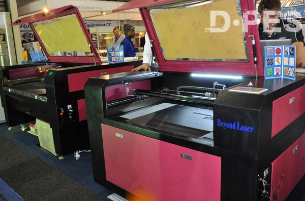 BEYOND LASER展出多款激光雕刻设备