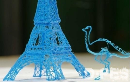 美国3D打印笔让图画立起来 美国3D打印笔让图画立起来